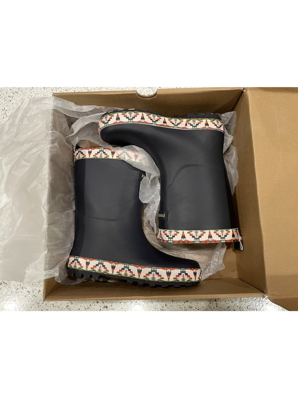 Pendleton Girls' Tucson Navy Mid Rain Boot Size 11/12 New With Box